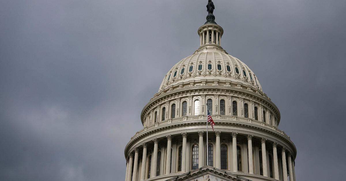 Senate approves $484 billion coronavirus relief
package 1