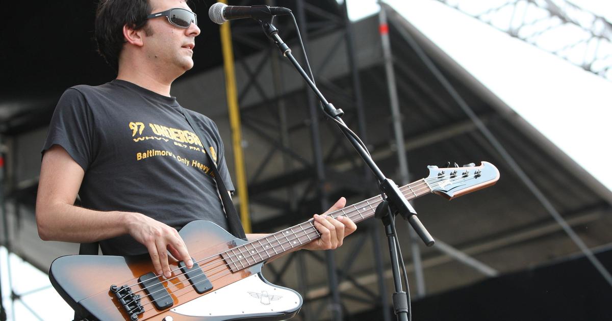 Fountains of Wayne co-founder has died from coronavirus 1