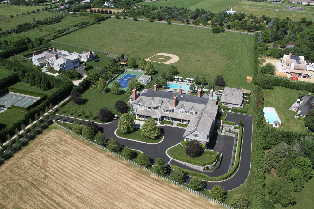 Hamptons’ priciest mansion snatched up in one day by tycoon fleeing coronavirus 1