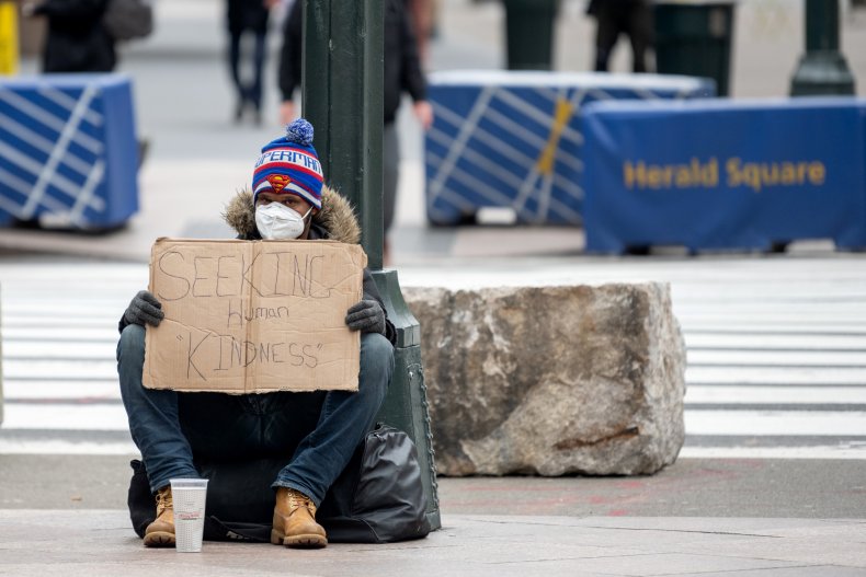 Robert Reich: Coronavirus Is Creating a New Class Divide
That Threatens Us All | Opinion 1