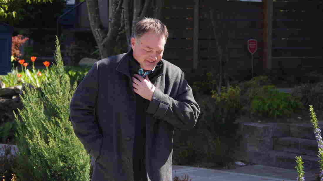 "I Felt Like Rip Van Winkle": One of First U.S. Doctors With COVID-19 Is Back Home 1