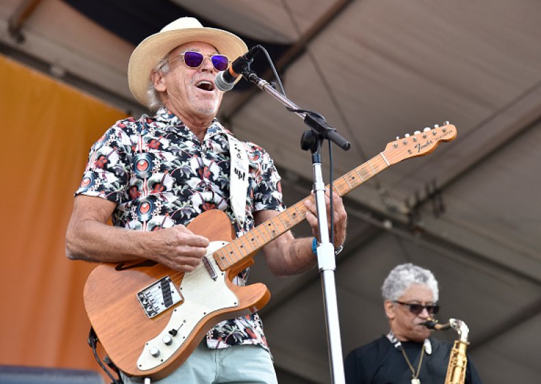 No Margaritaville? Jimmy Buffett Fans Give Their Top Songs to Waste Away to During the Coronavirus 1