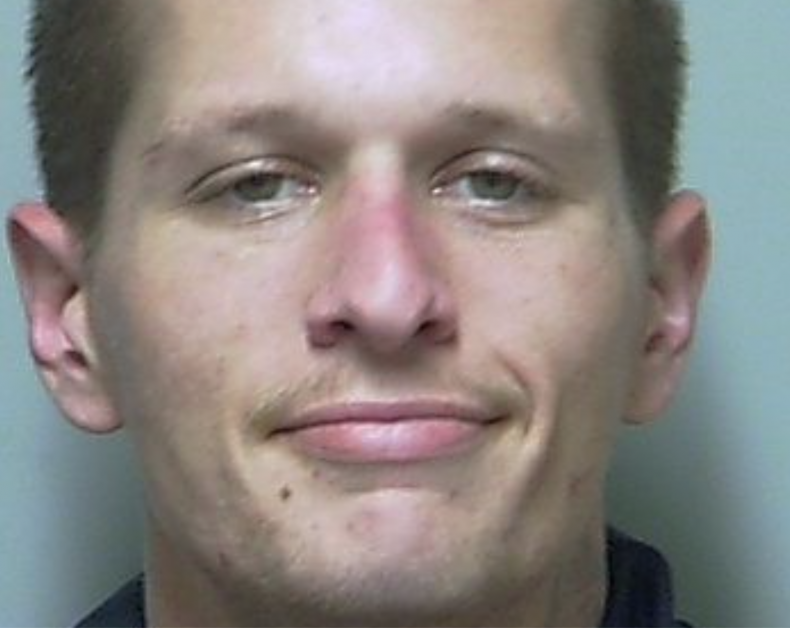 Florida Man Places Fake 'Infected with Covid-19' Sign on His
Door to Evade Police, Gets Arrested 1