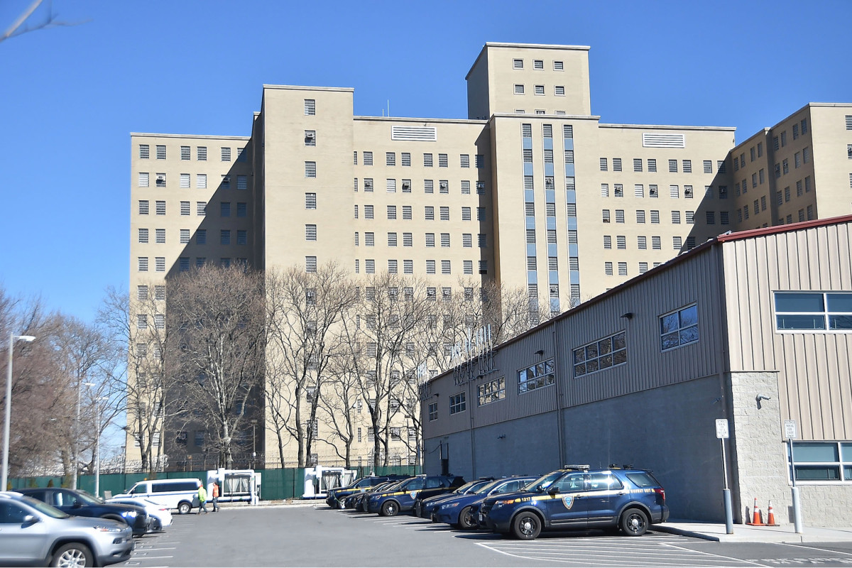 Staffer at Wards Island mental hospital dies from
coronavirus 1