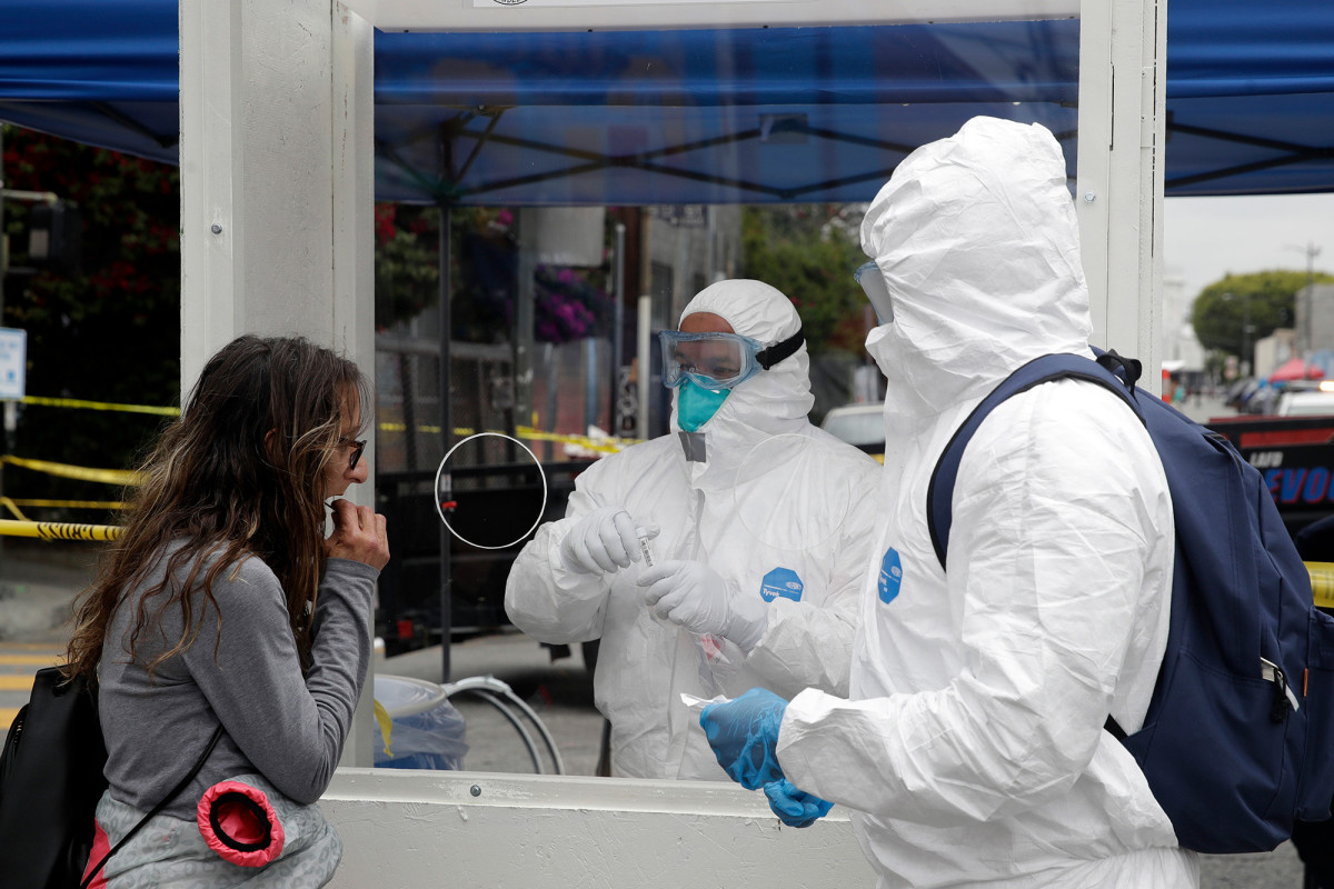 Los Angeles is first major US city to offer free coronavirus
tests to all residents 1