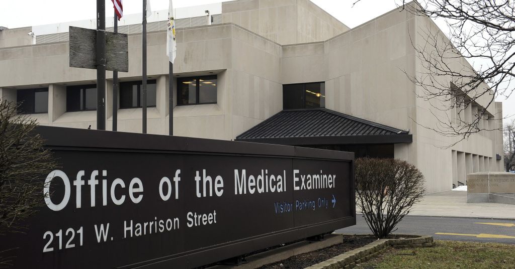 COVID-19 death toll rises to 1,484 in Cook County: medical
examiner 1