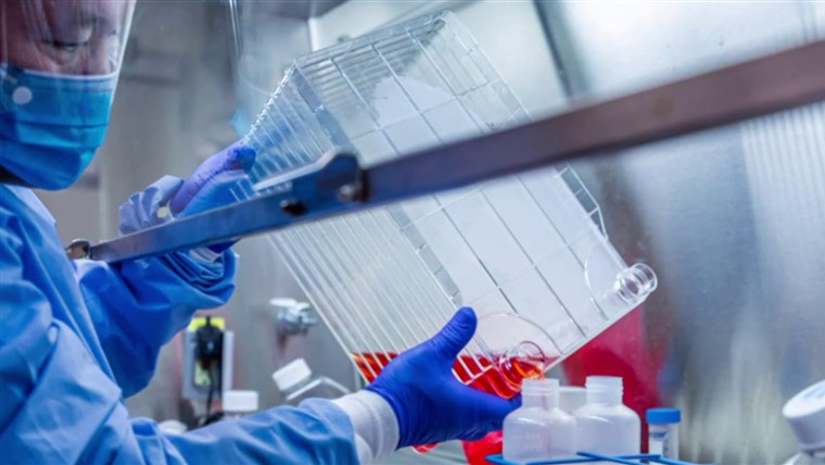 At the extremes of the earth, scientists stymied by
coronavirus concerns 1