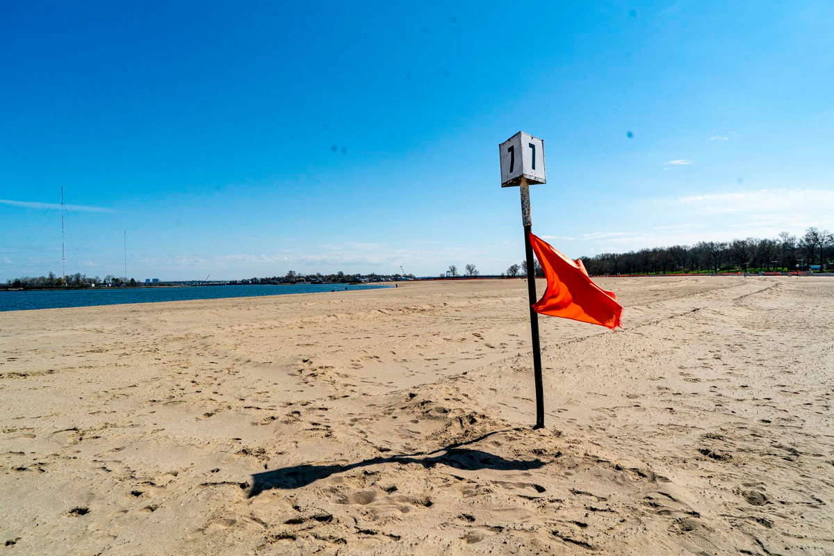 It’s not just beaches: Coronavirus has summer in NYC looking
bleak 1