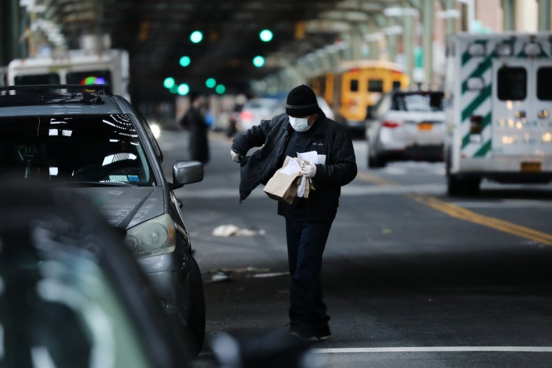 Michelin-Starred Restaurant Shuttered by COVID-19 Reopens as 'Commissary Kitchen' to Cook Meals For New York's Neediest 1