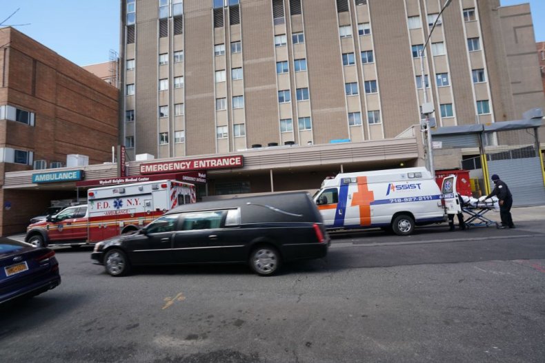 Intensive Care Doctor Diagnosed With Coronavirus Says It Felt Like 'Drowning in My Lungs,' Made Video to Say Goodbye to Family 1 Intensive Care Doctor Diagnosed With Coronavirus Says It Felt Like 'Drowning in My Lungs,' Made Video to Say Goodbye to Family 1