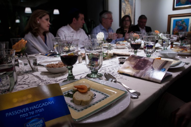 Israel's Chief Rabbinate Says That Despite Coronavirus, Jews Cannot Hold Seder Over Zoom on Passover 1