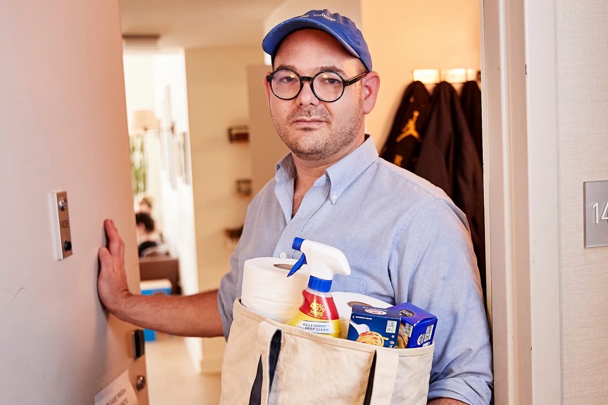 Long Island high-rise starts ‘adopt-a-neighbor’ program amid
coronavirus 1 Long Island high-rise starts ‘adopt-a-neighbor’ program amid
coronavirus 1