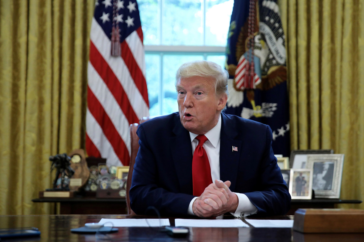Trump won’t extend federal coronavirus social distancing
guidelines 1