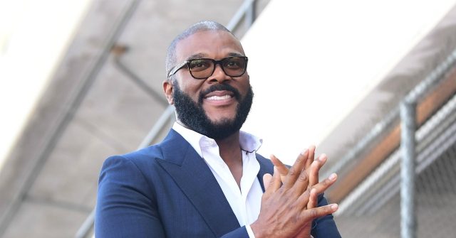 Tyler Perry Tips Struggling Restaurant Workers $21,000 to Help with Coronavirus 1