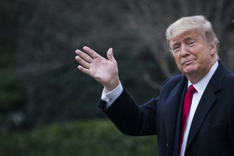 Trump Says He's Lost Several Friends to Coronavirus But
Doesn't Appear to Have Consoled Many American Families 1