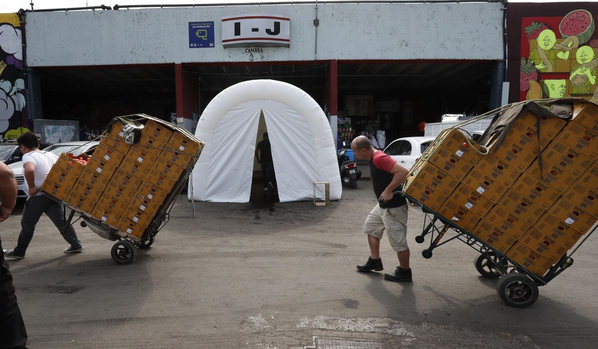 Mexico loses almost 350,000 jobs because of coronavirus 1