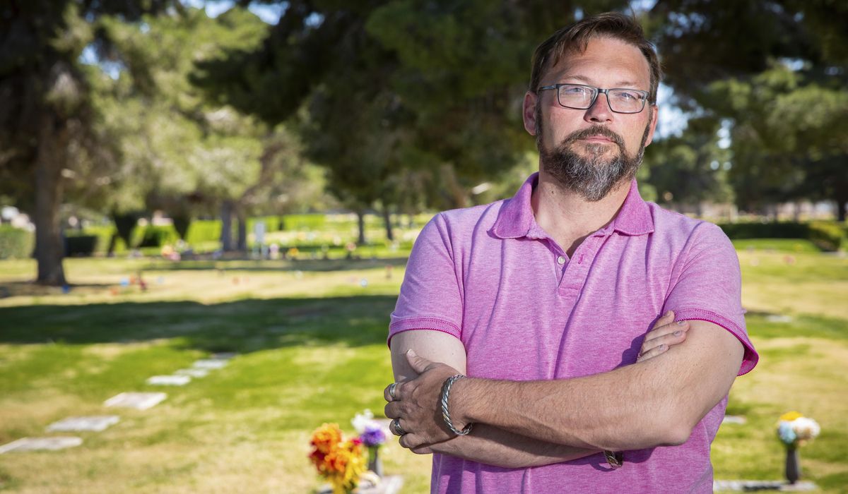 In coronavirus era, Vegas funeral providers do best they
can 1 In coronavirus era, Vegas funeral providers do best they
can 1