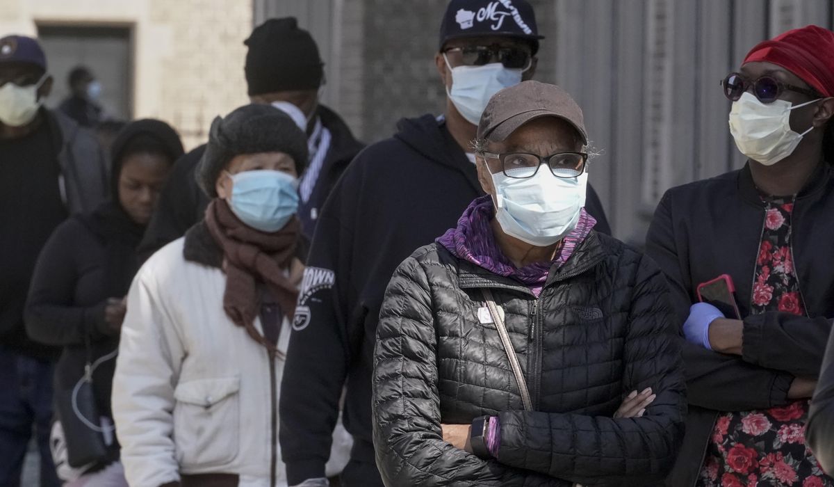Obama denounces Wisconsin primary 'debacle' after polls remain open amid coronavirus pandemic 1