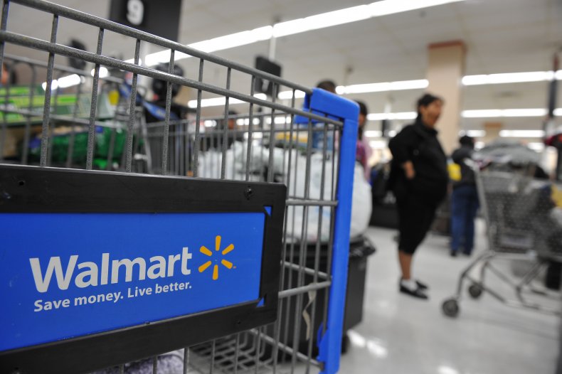 Inspectors Find Walmart Staff Not Wearing Protective Gear at
Store Where 23 Employees Tested Positive for COVID-19 1