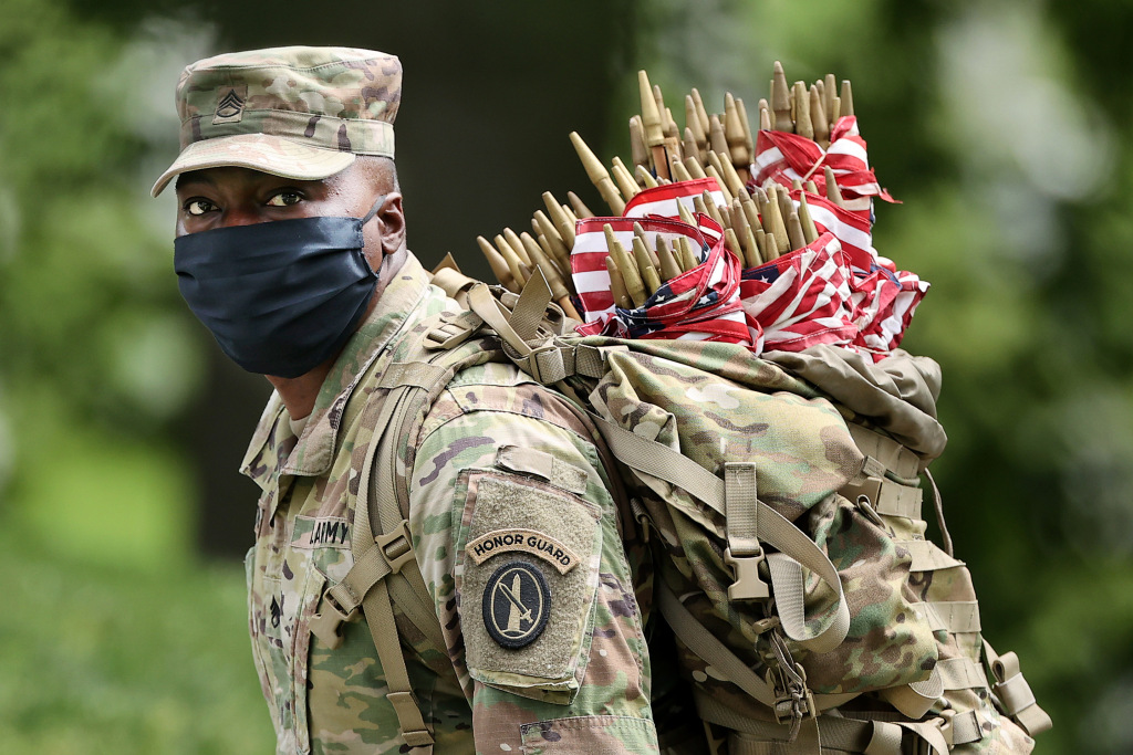 Photos: Coronavirus won’t stop Americans from keeping
Memorial Day weekend traditions 1