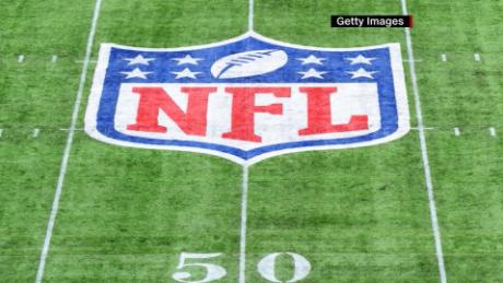 NFL games could be the perfect storm for spreading
coronavirus even without fans, Dr. Fauci warns 1