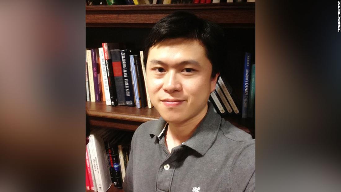 Officials: Professor studying Covid-19 was killed in
apparent murder-suicide 1