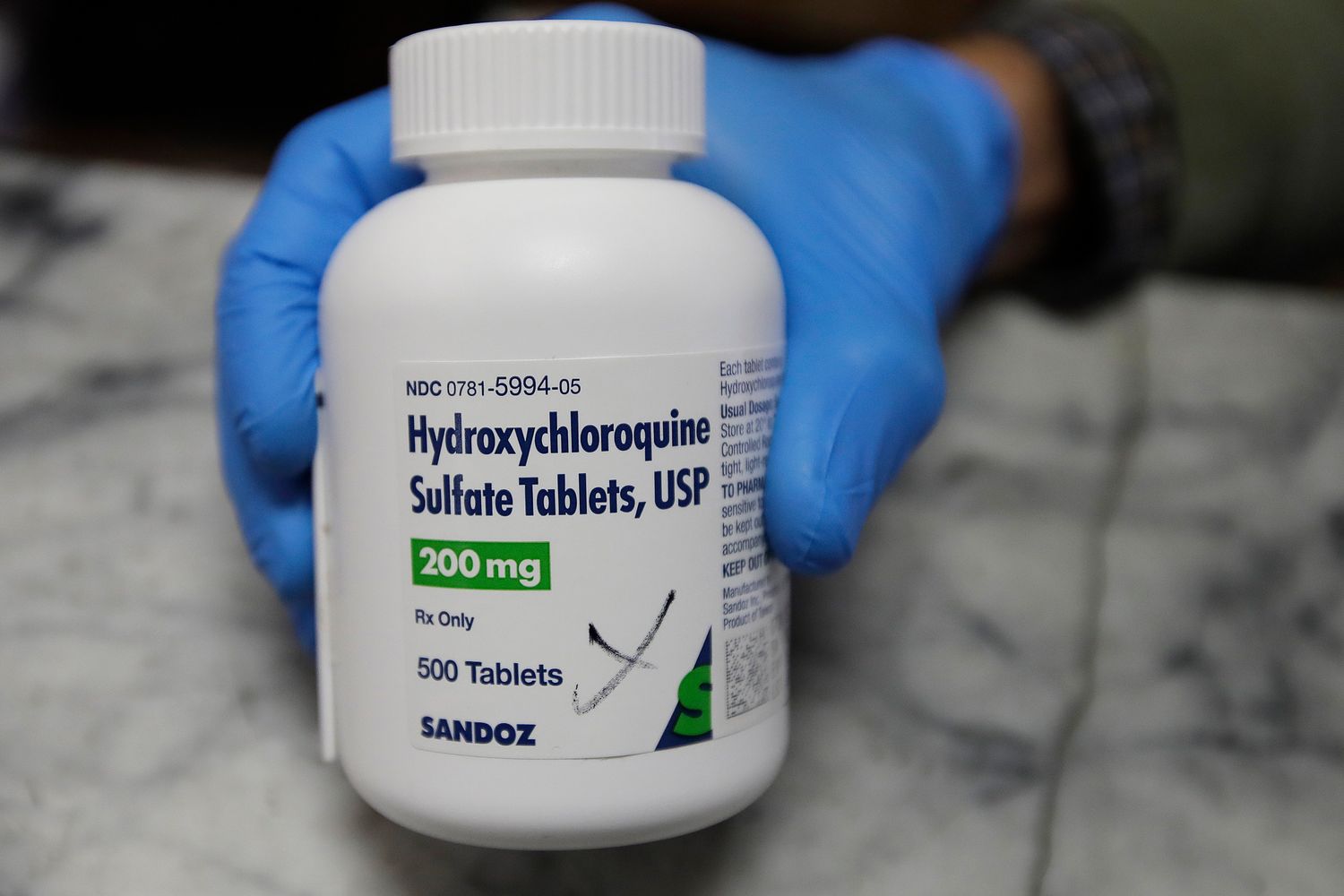 France bans use of hydroxychloroquine to cure
coronavirus 1