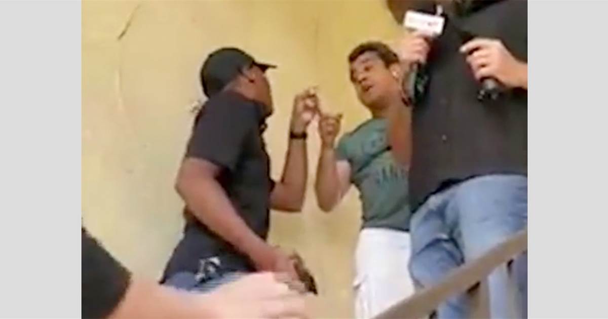 California council member cited after scuffle with
coronavirus protesters at his home 1