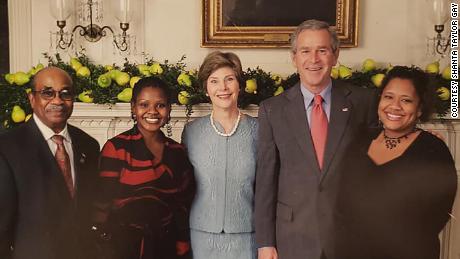 Former White House butler who served 11 presidents dies
after contracting coronavirus 1