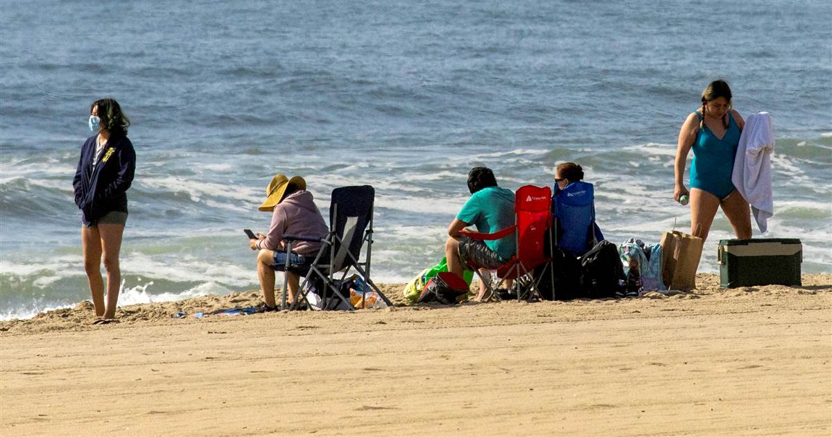 COVID-19 puts damper on Memorial Day beach
reopenings 1