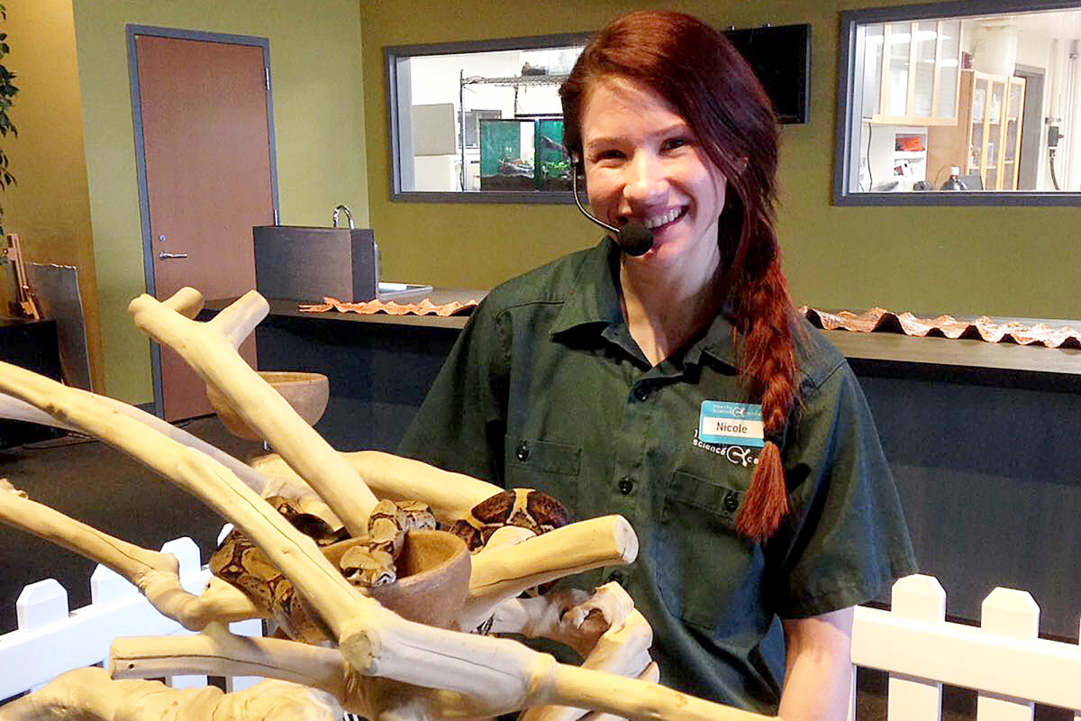 Zoo employee keeps animals alive during coronavirus
crisis 1