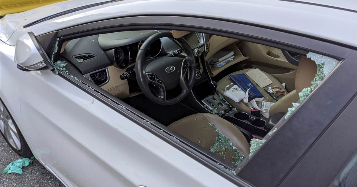 A 'perfect storm' for car break-ins: Vehicle theft spikes
across the U.S. amid COVID-19 pandemic 1