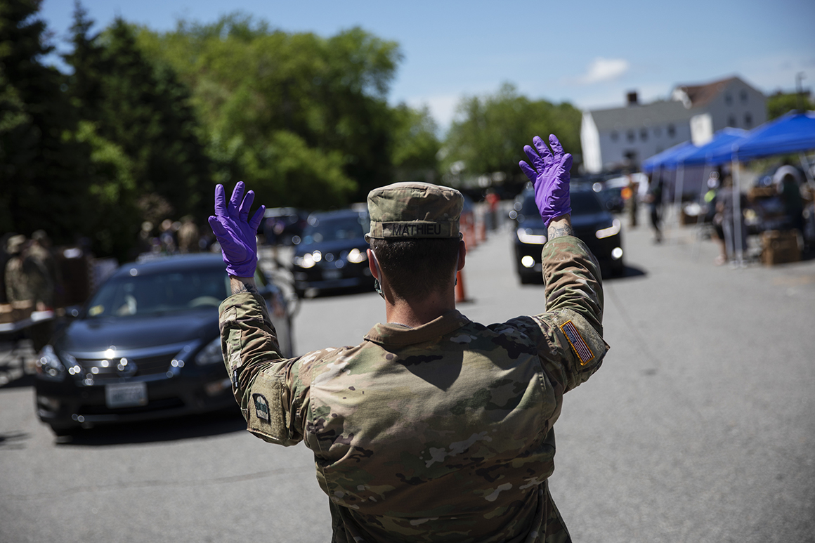 Trump extends National Guard's coronavirus deployment after
outcry 1