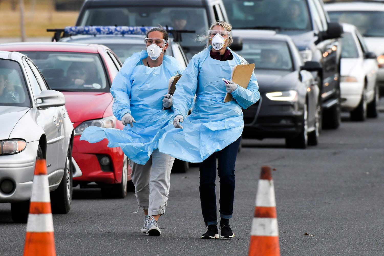 Bad state data hides coronavirus threat as Trump pushes
reopening 1