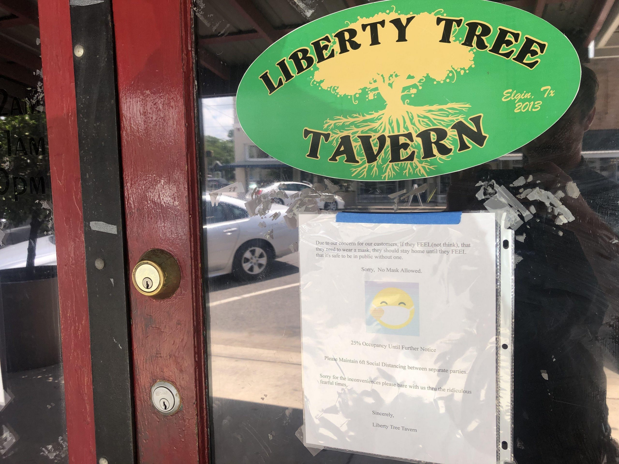 'Sorry, no mask allowed': Texas bar resists coronavirus
guidance, turns away mask wearers 1 'Sorry, no mask allowed': Texas bar resists coronavirus
guidance, turns away mask wearers 1