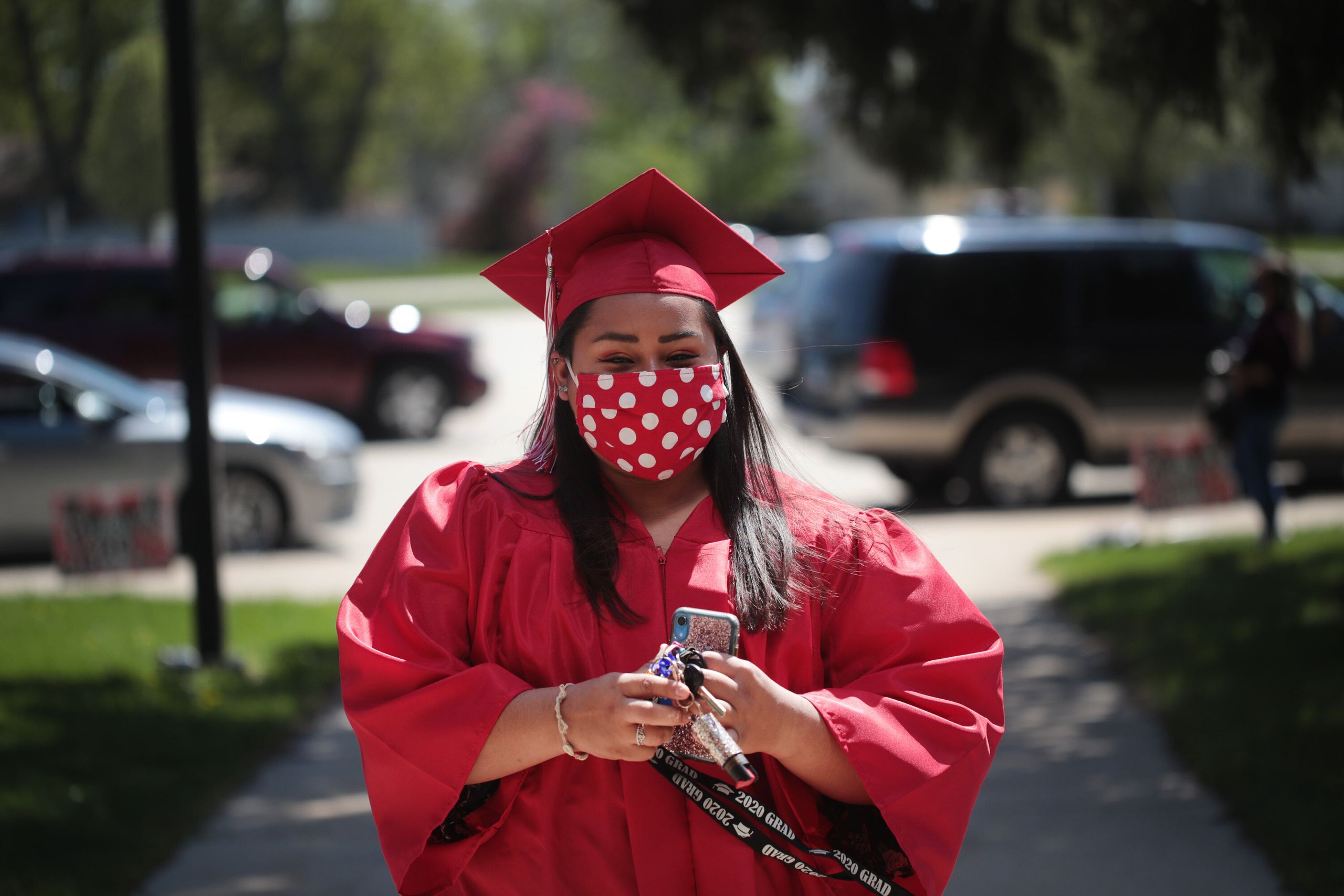 Photos Show What One High School Graduation Looks Like
During The Coronavirus Pandemic 1