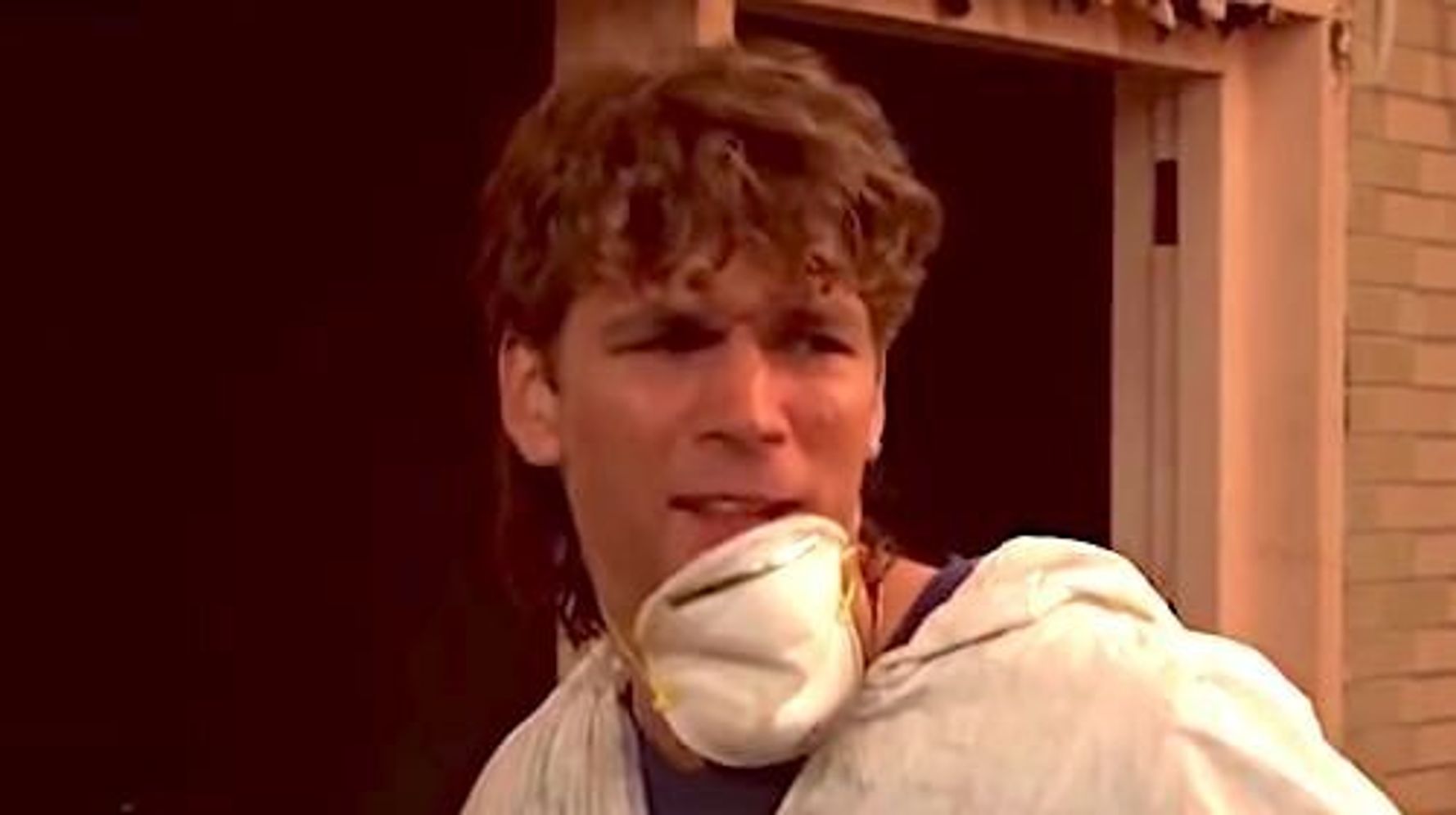 Epic Supercut Recaps Coronavirus Pandemic With Sci-Fi And
Horror Movies 1