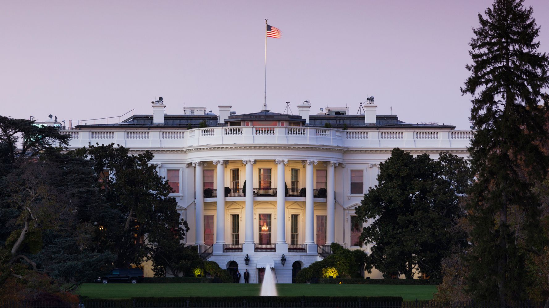 Former White House Butler Who Served 11 Presidents Dies Of
Coronavirus 1