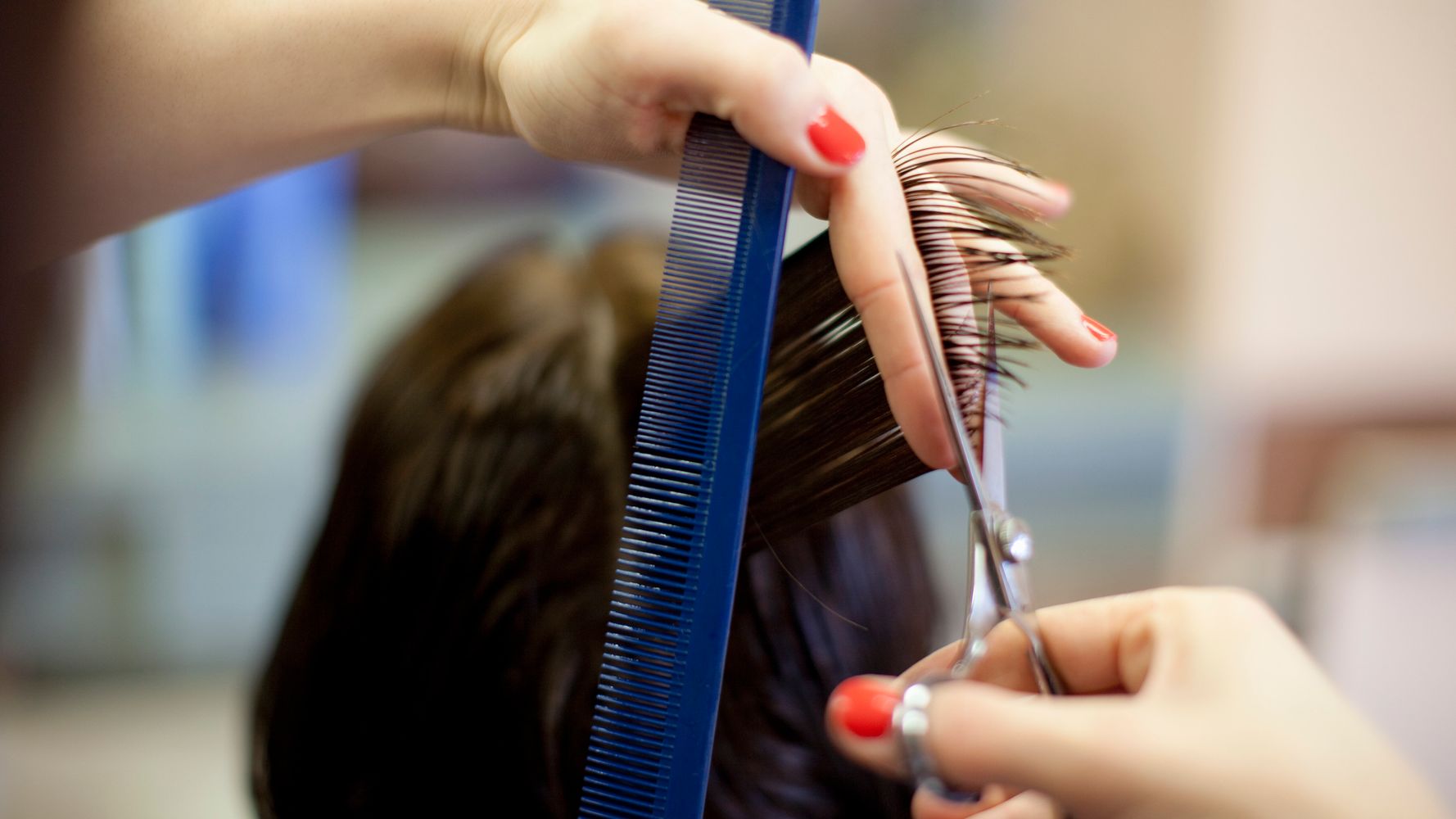 2 Missouri Hairstylists Potentially Exposed Over 100 Clients
To Coronavirus 1
