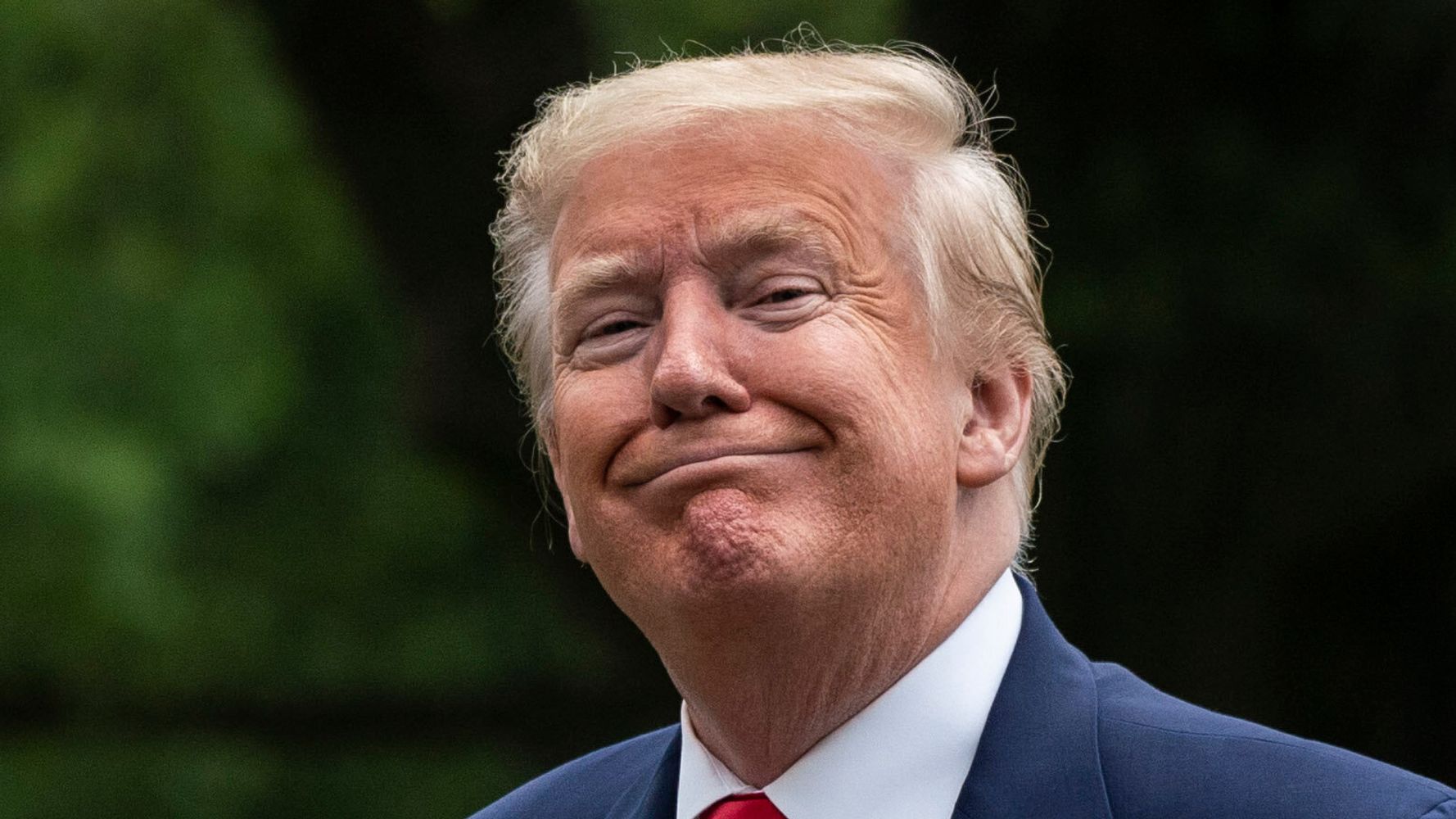Twitter Users Mock Trump For Claiming He’s Getting Great
COVID-19 Reviews 1