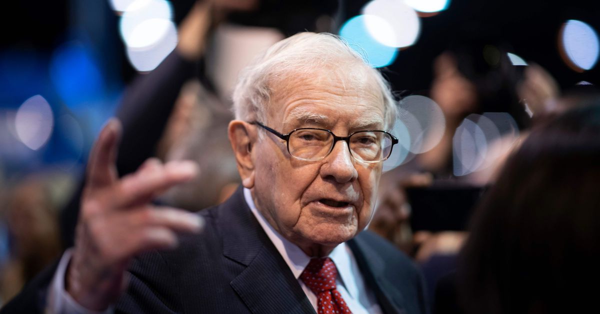 Warren Buffett confident in future despite coronavirus
uncertainty 1