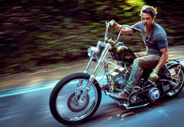 Photos of Brad Pitt and Barack Obama are Being Auctioned Off
for COVID-19 Relief 1