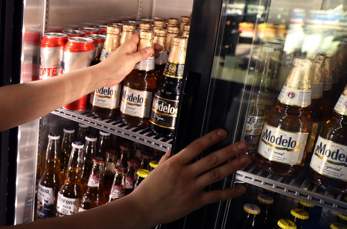 Chicago bracing for Mexican beer shortage as coronavirus
industry shutdown persists 1