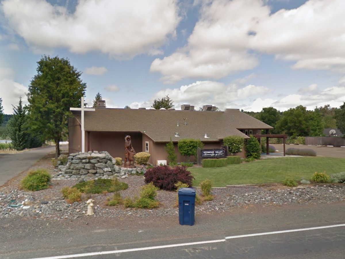 California pastor tests positive for coronavirus after
Mother’s Day service with singing 1 California pastor tests positive for coronavirus after
Mother’s Day service with singing 1
