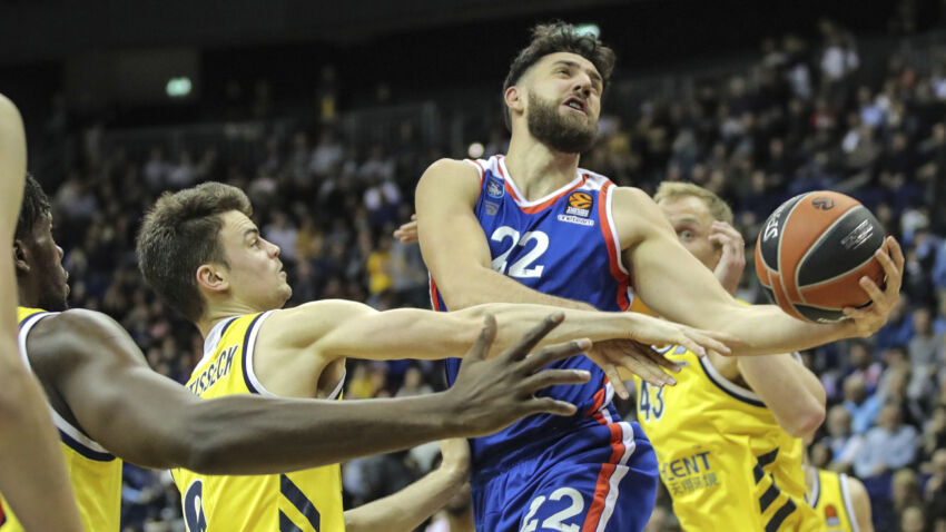 Basketball's EuroLeague cancels season because of
coronavirus 1