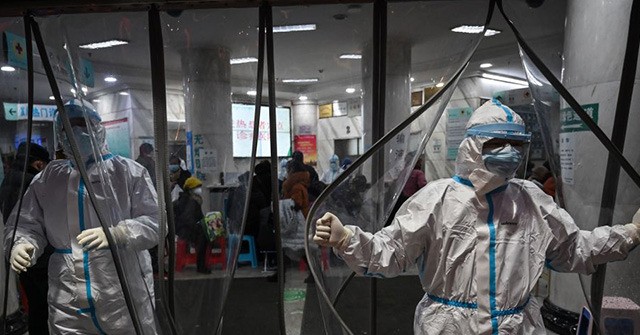Chinese Man Blames Wuhan Government for Father's Coronavirus
Death 1