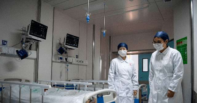 Wuhan Woman Arrested for Demanding Justice After Coronavirus
Killed Her Daughter 1
