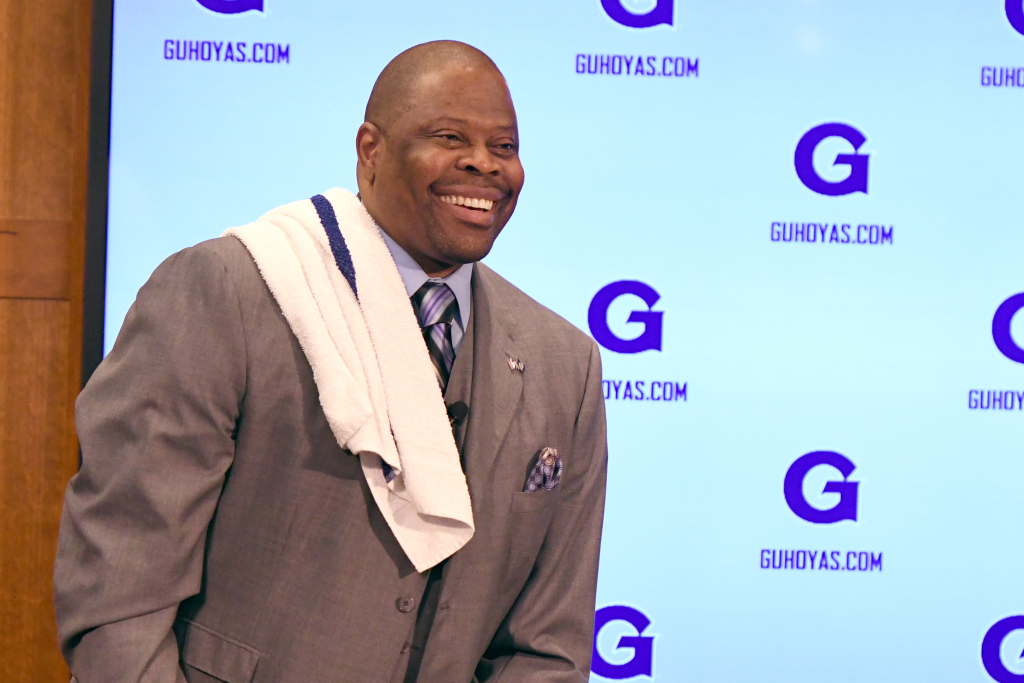 Georgetown coach Patrick Ewing has COVID-19 1