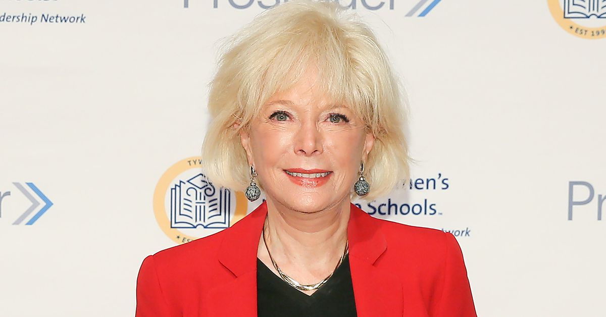 Lesley Stahl feeling better after battling COVID-19,
spending week in hospital 1