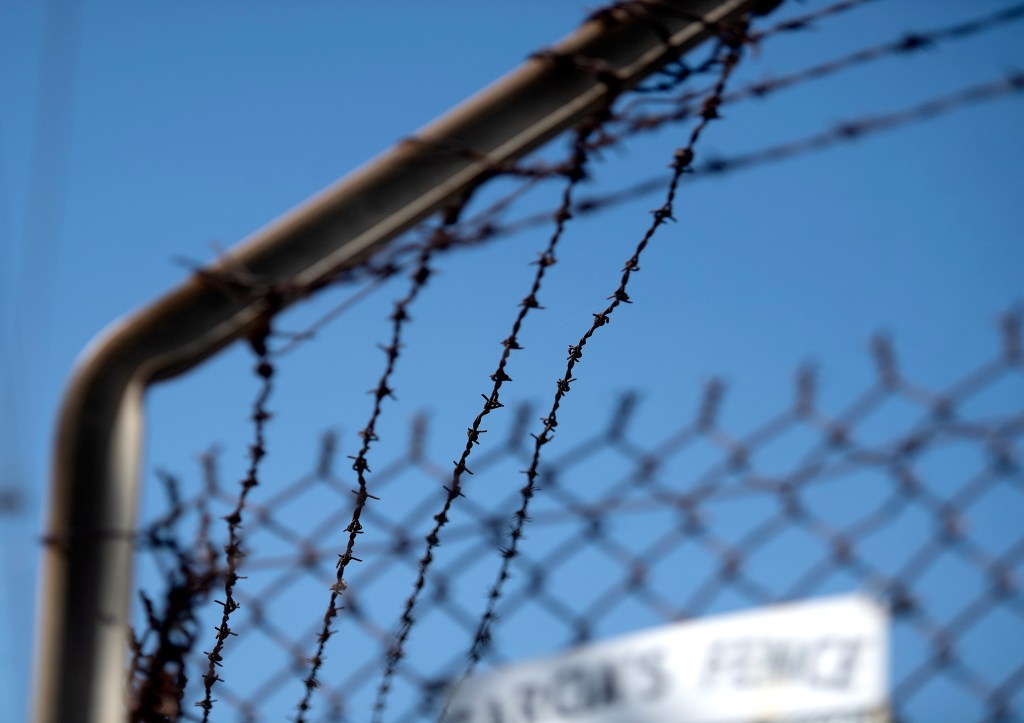 4 more inmates at California Institution for Men die from
coronavirus 1